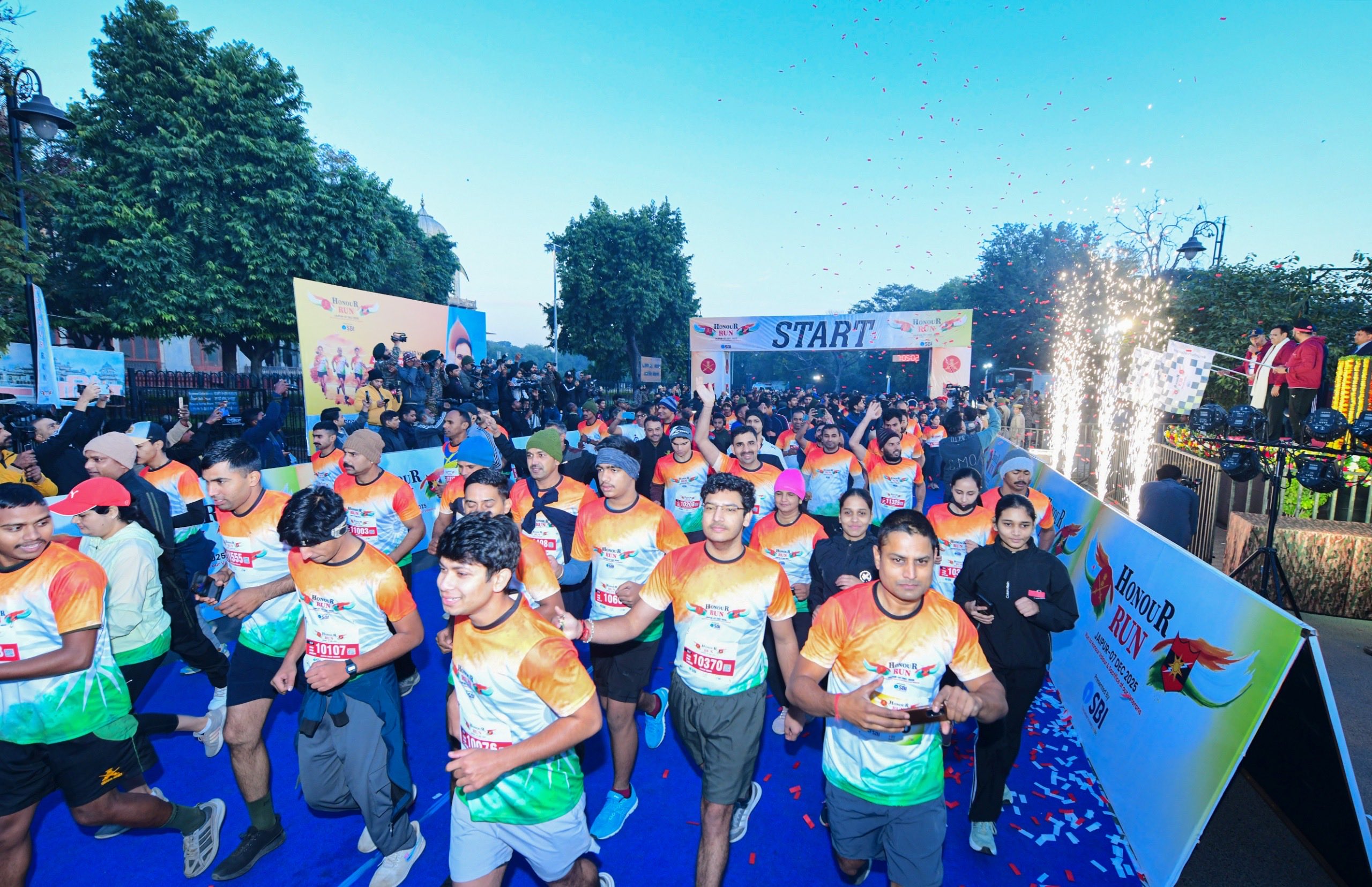 जयपुर में वेटरन्स ऑनर्स रन में धावक जयपुर में वेटरन्स ऑनर्स रन में धावक