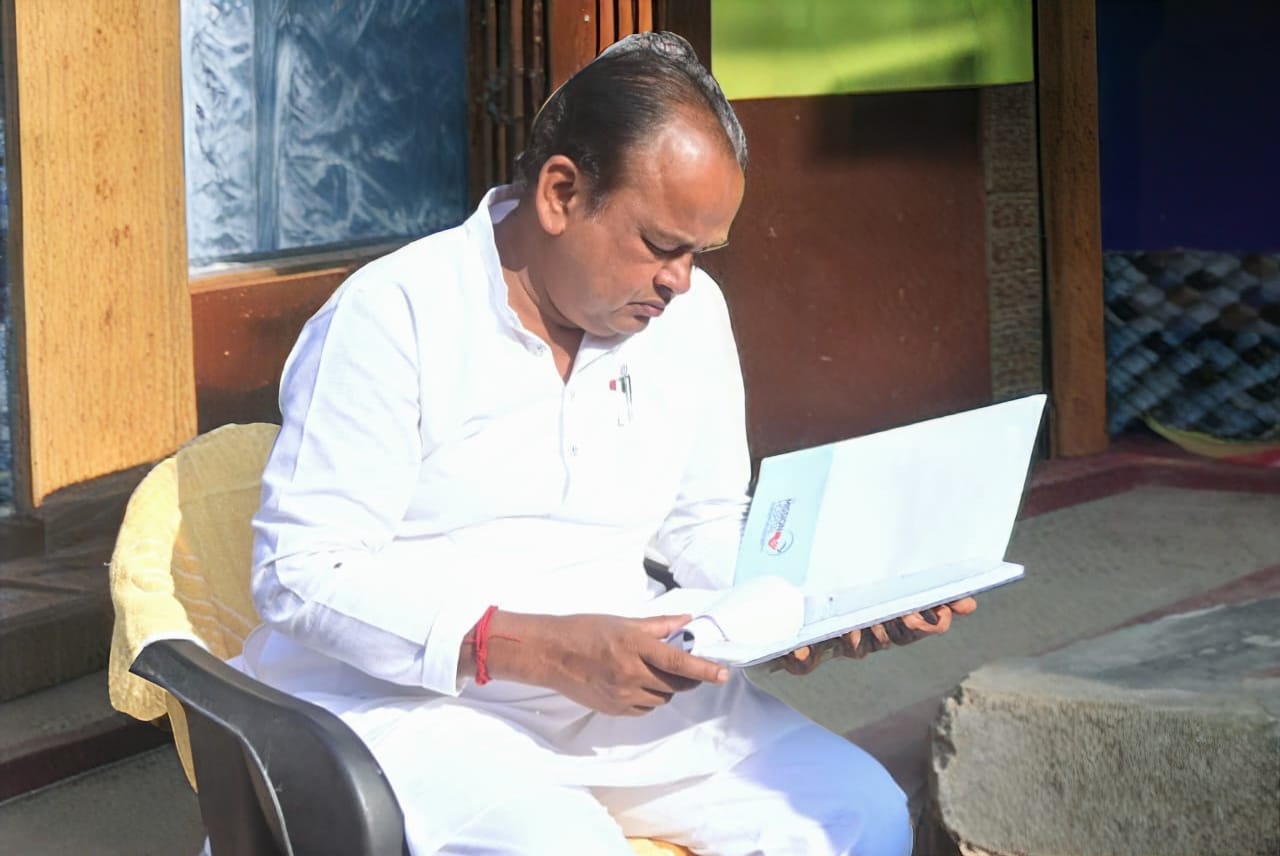 मंत्री इरफान अंसारी की फाइल फोटो मंत्री इरफान अंसारी की फाइल फोटो