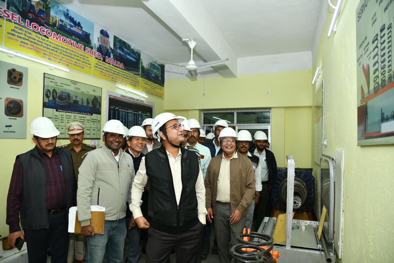 पूसीरे द्वारा साझा तस्वीर।