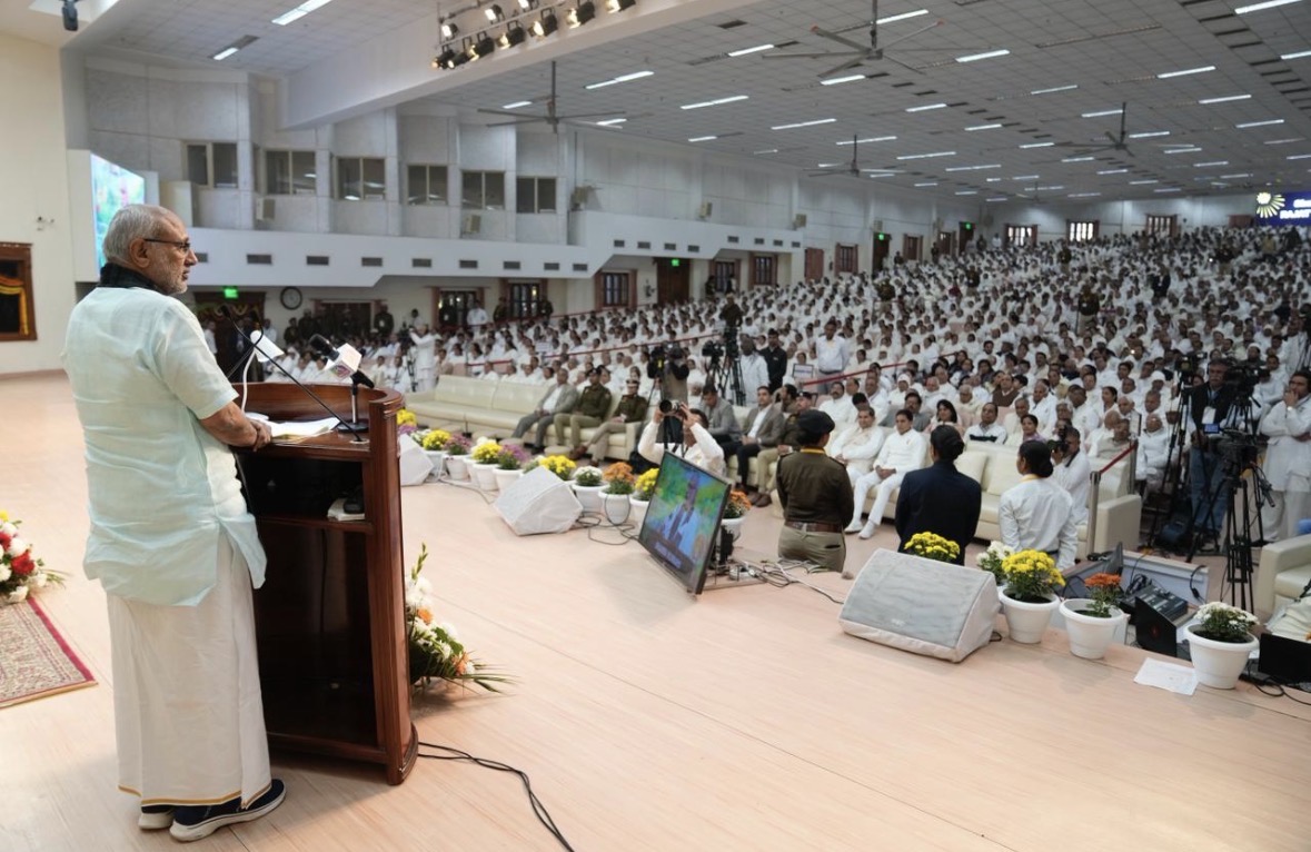 ब्रह्माकुमारीज के ओम शांति रिट्रीट सेंटर के रजत जयंती वर्ष समारोह में बोलते उपPresident सीपी राधाकृष्णन