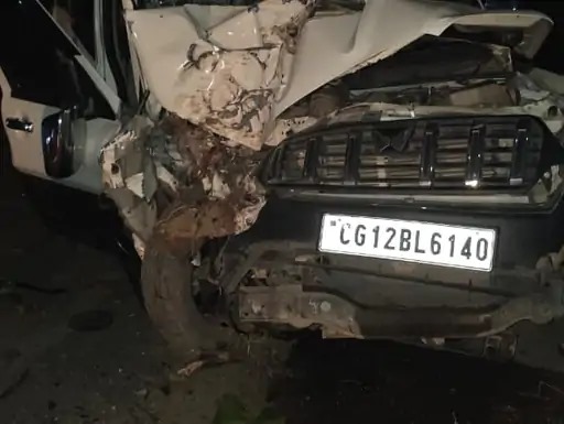 कोरबा : पिपरिया से लौटते समय पसान रेंजर और चालक गंभीर हादसे का शिकार, स्कॉर्पियो पेड़ से टकराई कोरबा : पिपरिया से लौटते समय पसान रेंजर और चालक गंभीर हादसे का शिकार, स्कॉर्पियो पेड़ से टकराई