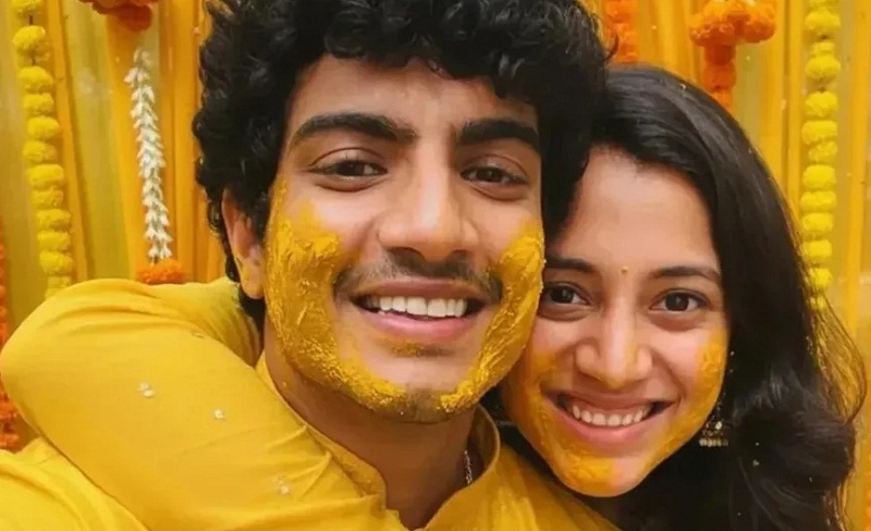 पलाश और स्मृति मंधाना (इंटरनेट से ली गई तस्वीर) पलाश और स्मृति मंधाना (इंटरनेट से ली गई तस्वीर)