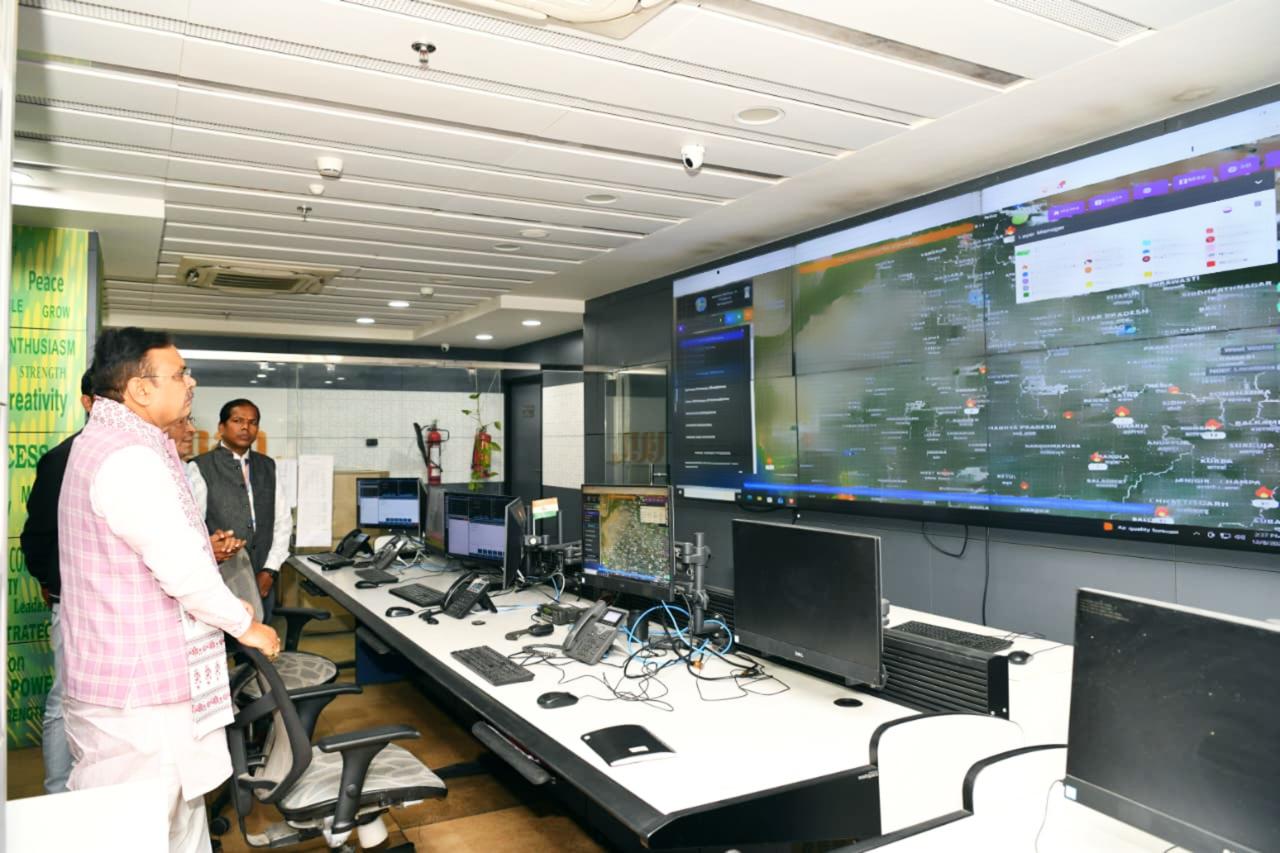 Chief Minister  ने Rajasthan संपर्क हैल्पलाइन 181 का किया औचक निरीक्षण