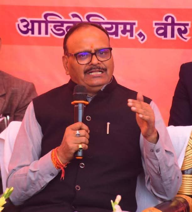 ब्रजेश पाठक