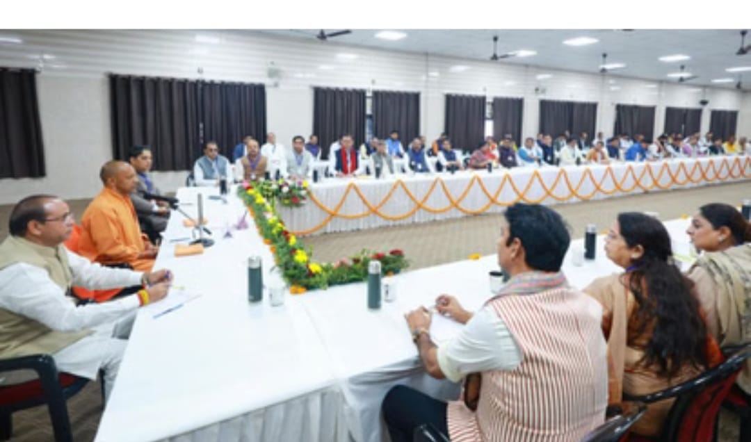 Chief Minister  ने एसआईआर को लेकर की समीक्षा बैठक