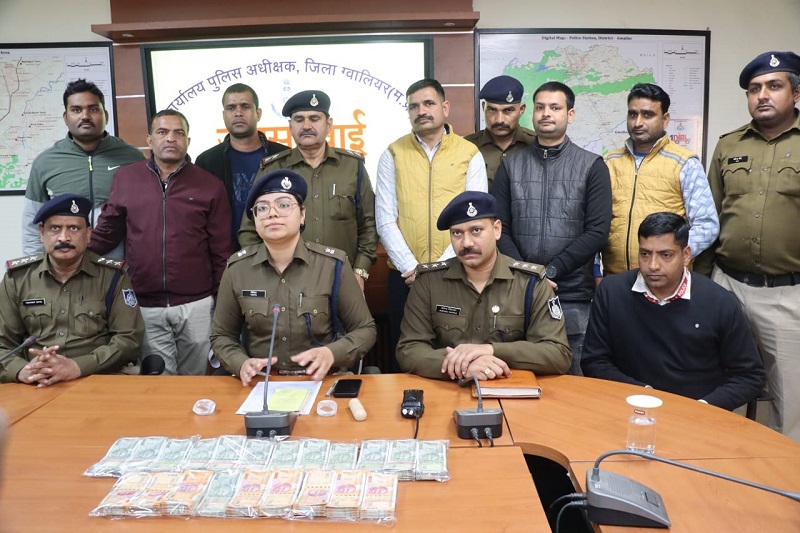 ग्वालियर पुलिस का त्वरित खुलासाः मैरिज गार्डन चोरी में 7 लाख 80 हजार रुपये बरामद