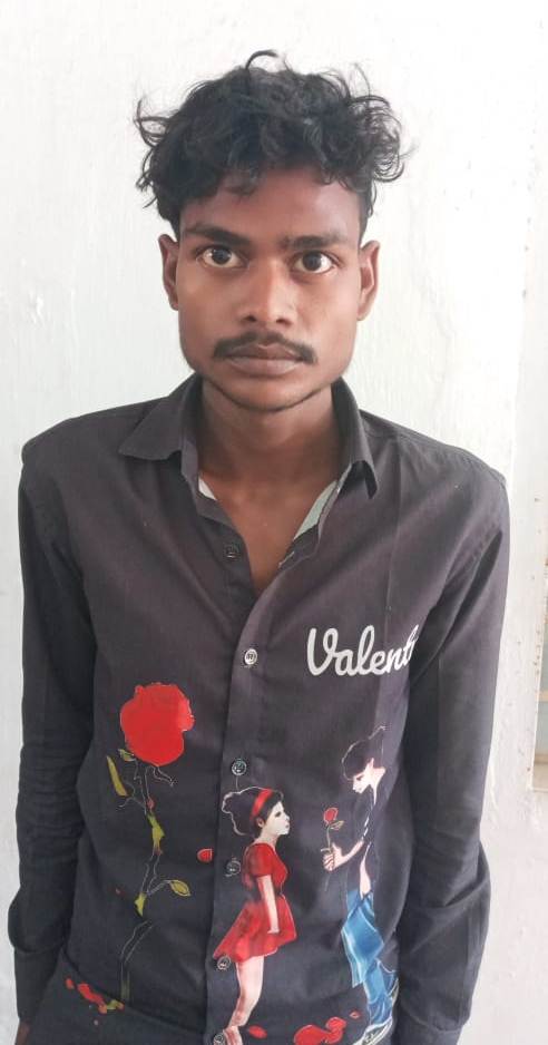 पुलिस के गिरफ्त में आरोपी