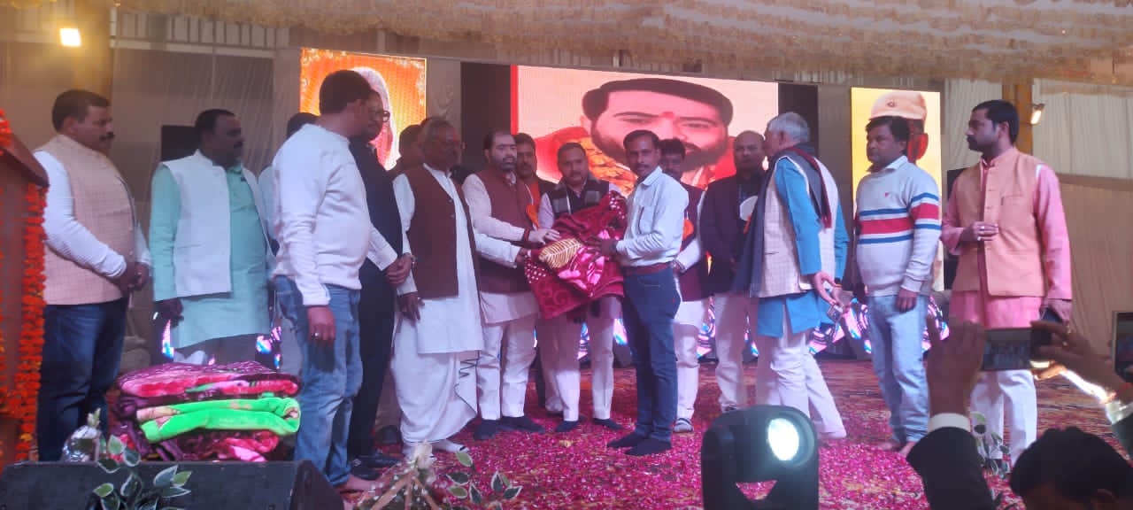 मंत्री सतीश शर्मा