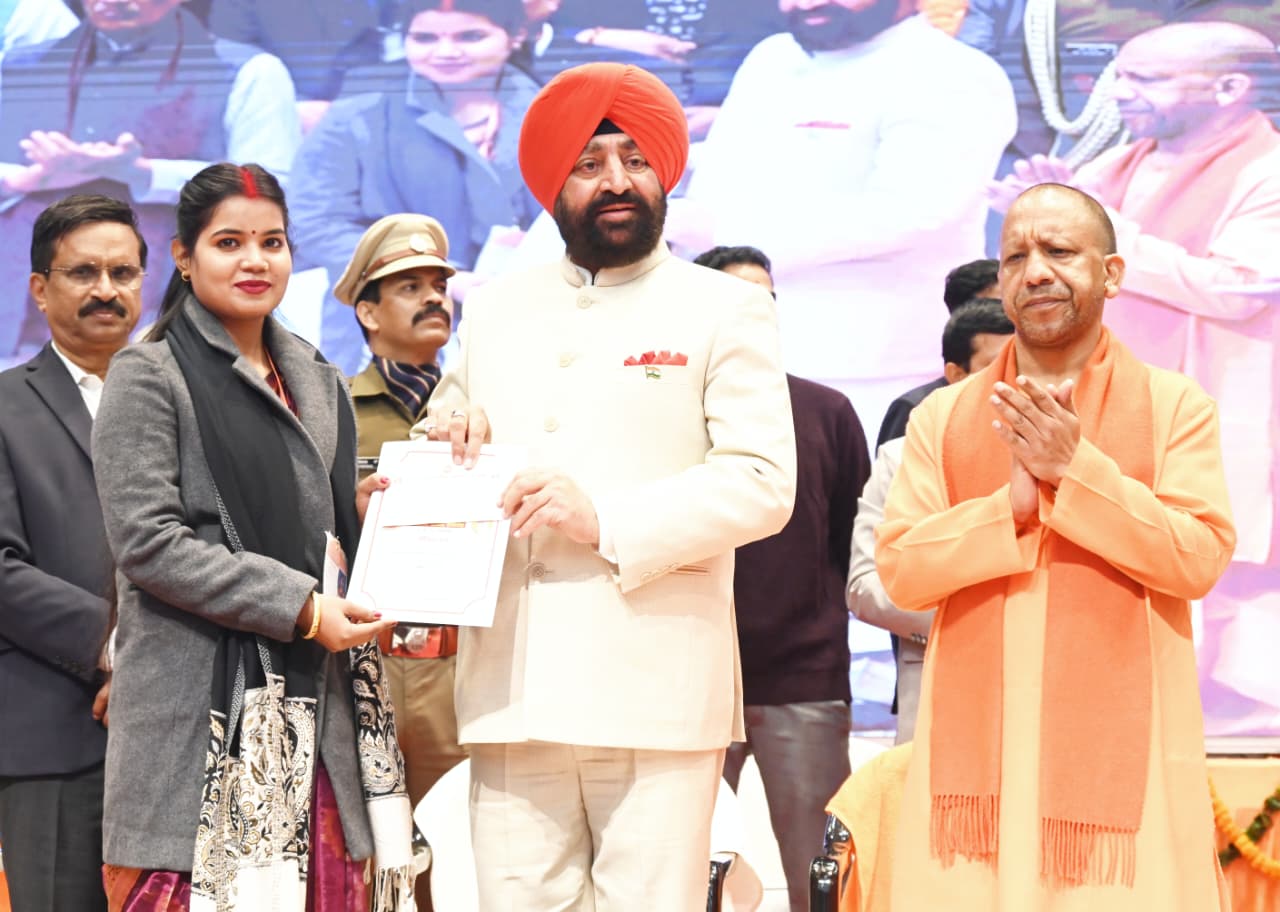 महाराणा प्रताप शिक्षा परिषद के संस्थापक सप्ताह समारोह के मुख्य महोत्सव में दादागुरु और गुरुदेव का भावपूर्ण स्मरण किया मुख्यमंत्री ने* महाराणा प्रताप शिक्षा परिषद के संस्थापक सप्ताह समारोह के मुख्य महोत्सव में दादागुरु और गुरुदेव का भावपूर्ण स्मरण किया मुख्यमंत्री ने*