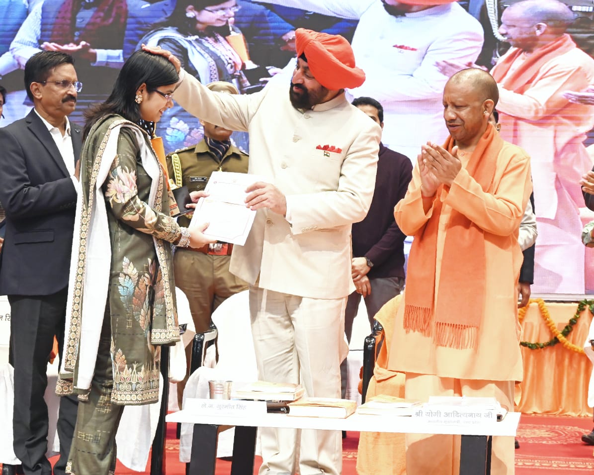 महाराणा प्रताप शिक्षा परिषद के 93वें संस्थापक सप्ताह सामरोह के मुख्य महोत्सव में बोले सीएम योगी आदित्यनाथ* महाराणा प्रताप शिक्षा परिषद के 93वें संस्थापक सप्ताह सामरोह के मुख्य महोत्सव में बोले सीएम योगी आदित्यनाथ*