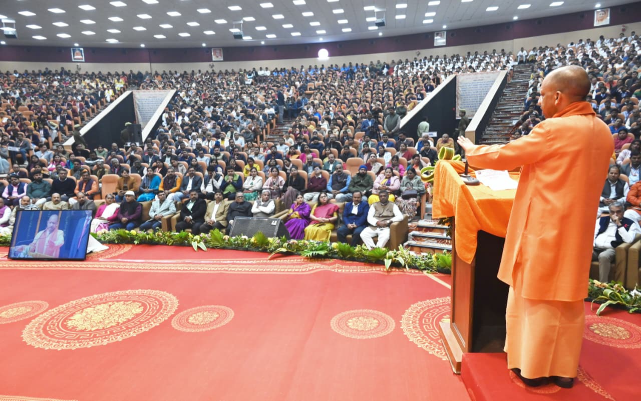 महाराणा प्रताप शिक्षा परिषद के संस्थापक सप्ताह समारोह के मुख्य महोत्सव में दादागुरु और गुरुदेव का भावपूर्ण स्मरण किया मुख्यमंत्री ने* महाराणा प्रताप शिक्षा परिषद के संस्थापक सप्ताह समारोह के मुख्य महोत्सव में दादागुरु और गुरुदेव का भावपूर्ण स्मरण किया मुख्यमंत्री ने*