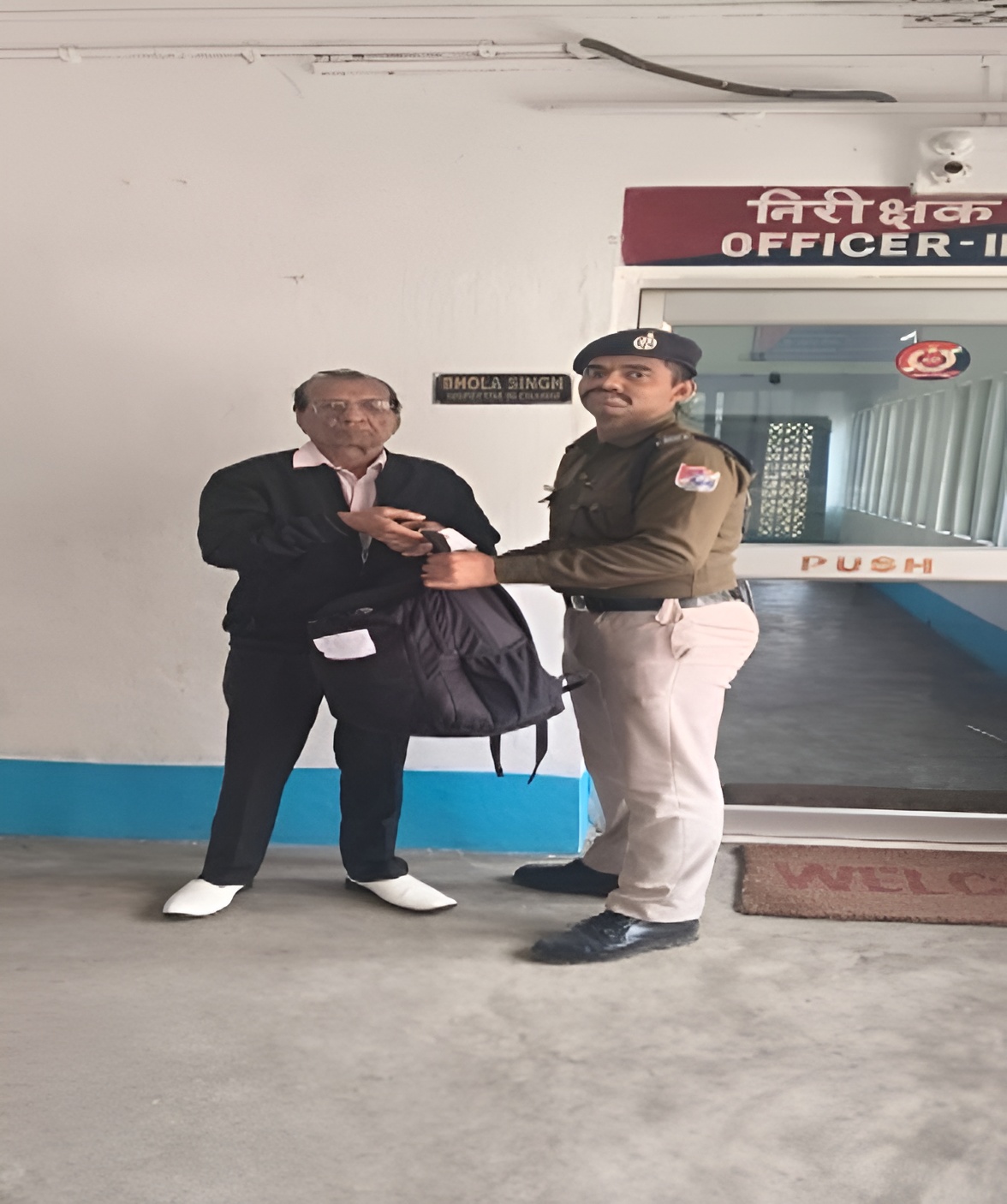 आरपीएफ खड़गपुर मंडल द्वारा यात्रियों की त्वरित सहायता। आरपीएफ खड़गपुर मंडल द्वारा यात्रियों की त्वरित सहायता।