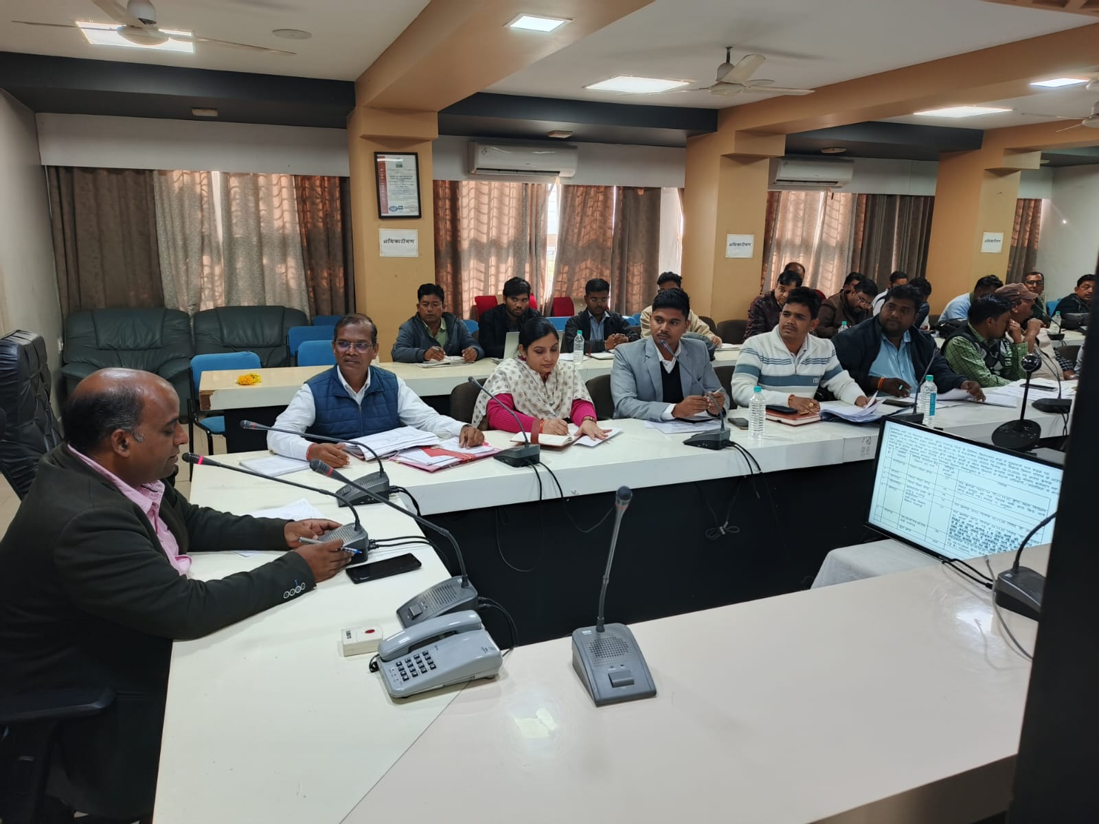 सब इंजीनियर की रोकी वेतनवृद्वि