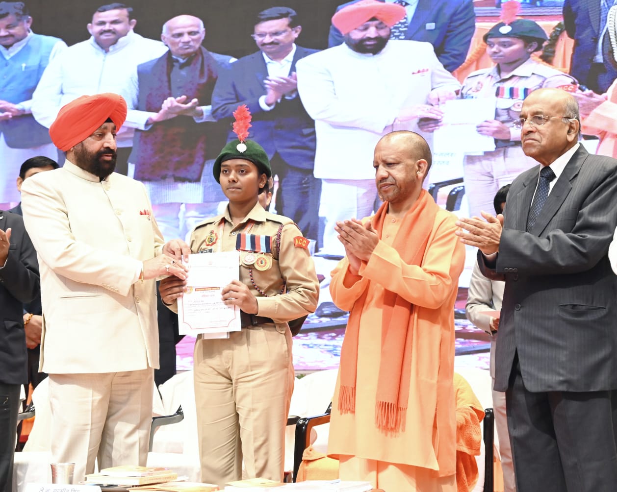 महाराणा प्रताप शिक्षा परिषद के 93वें संस्थापक सप्ताह सामरोह के मुख्य महोत्सव में बोले सीएम योगी आदित्यनाथ* महाराणा प्रताप शिक्षा परिषद के 93वें संस्थापक सप्ताह सामरोह के मुख्य महोत्सव में बोले सीएम योगी आदित्यनाथ*