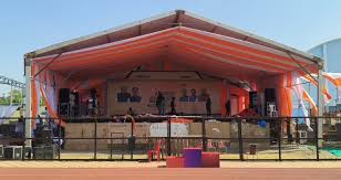 बस्तर ओलम्पिक के लिए सजा मंच