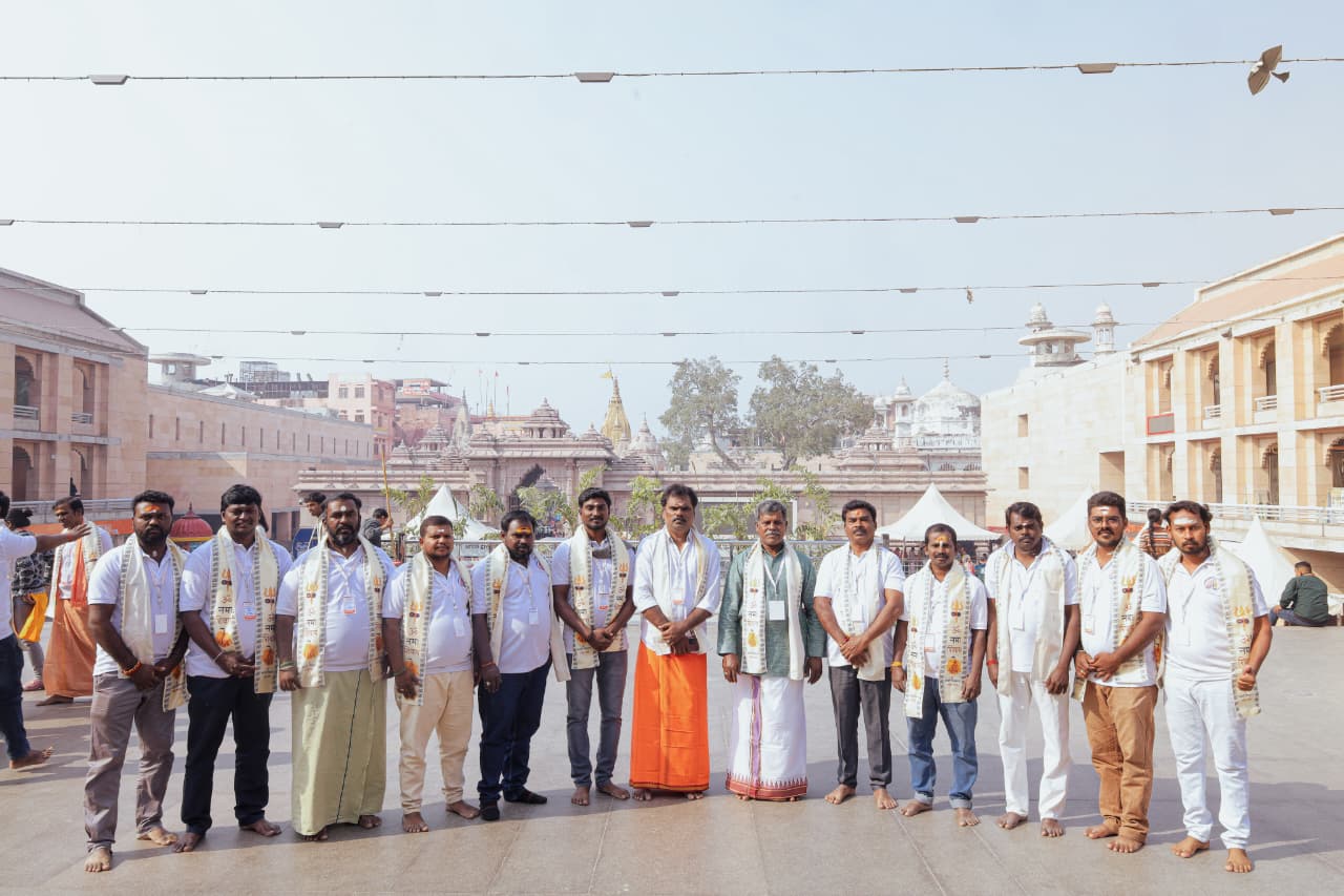 काशी विश्वनाथ धाम में महर्षि अगस्त्य वाहन दल