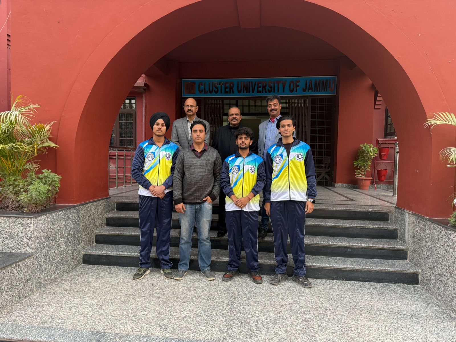 क्लस्टर यूनिवर्सिटी जम्मू की टेबल टेनिस टीम नॉर्थ ज़ोन इंटर-यूनिवर्सिटी टूर्नामेंट के लिए रवाना क्लस्टर यूनिवर्सिटी जम्मू की टेबल टेनिस टीम नॉर्थ ज़ोन इंटर-यूनिवर्सिटी टूर्नामेंट के लिए रवाना