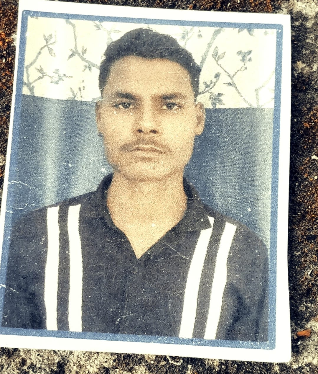 फाइल फोटो मृतक