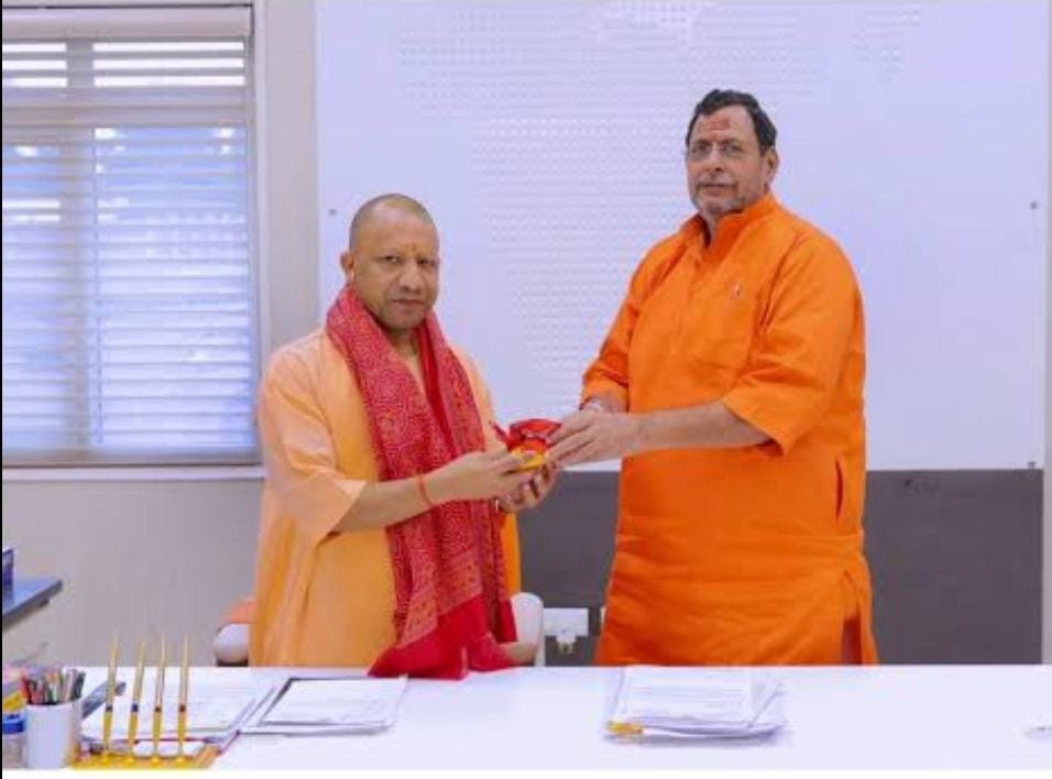 Chief Minister  योगी आदित्यनाथ के प्रति आभार व्यक्त करते विधायक रत्नाकर मिश्र