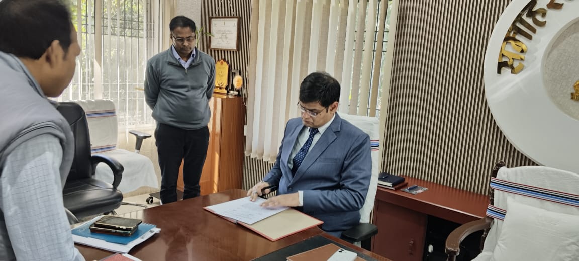 अररिया फोटो:विनोद दूहन ने नए डीएम के रूप में दिया योगदान