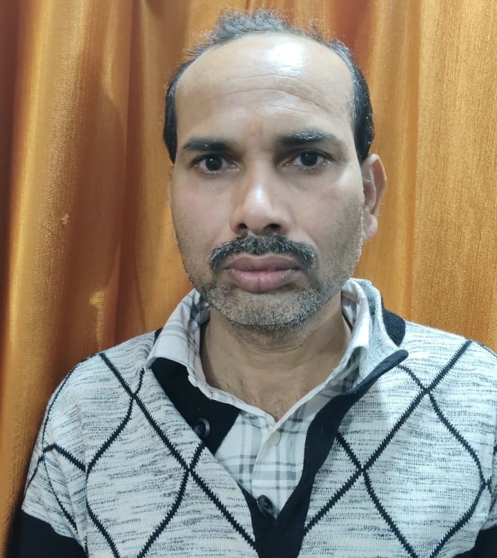 ट्रैप टीम की गिरफ्त में आया ऋषि कुमार सिंह सिंचाई विभाग का सींच पर्यवेक्षक।