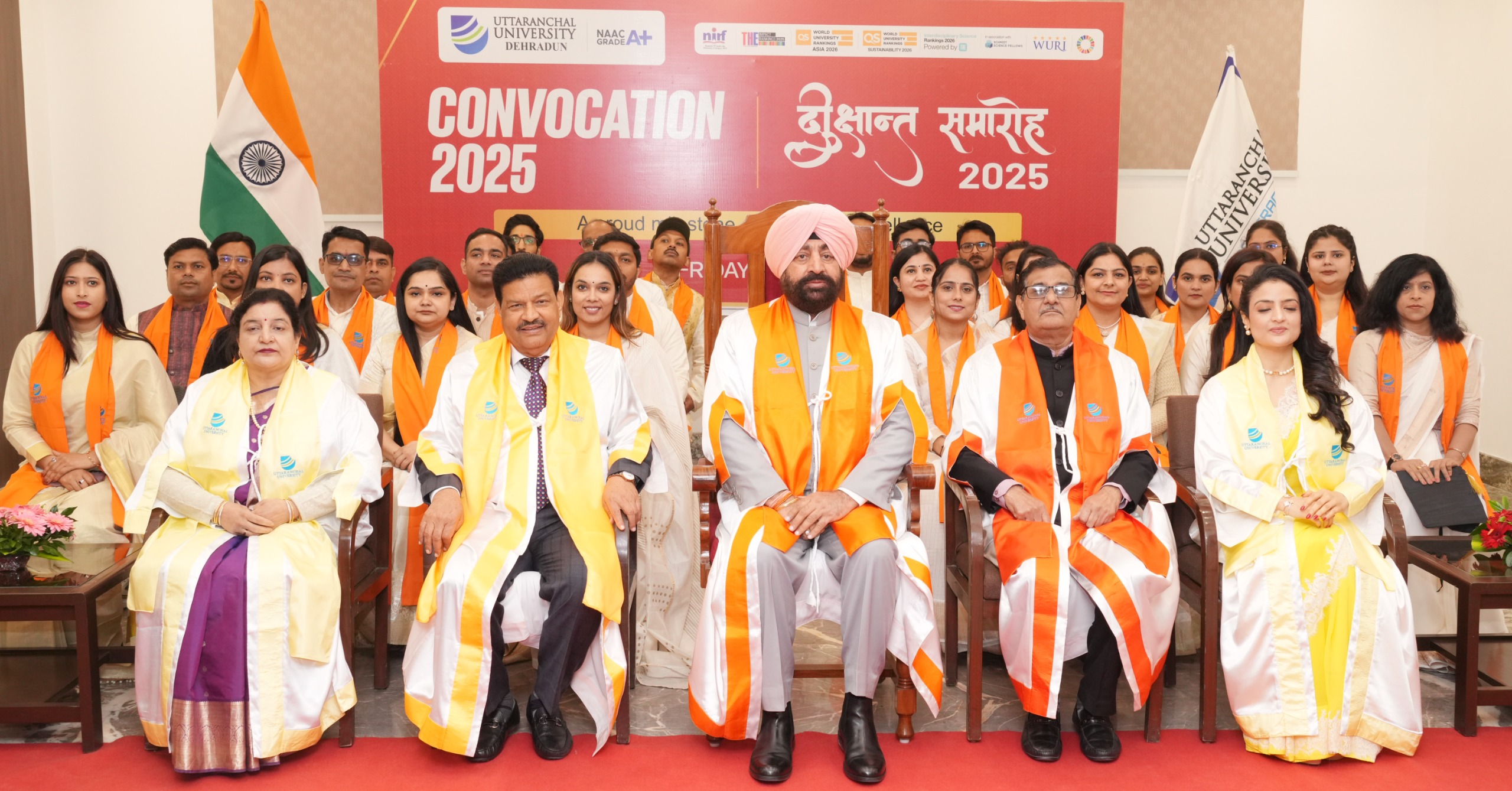 दीक्षांत समारोह कार्यक्रम में राज्यपाल गुरमीत सिंह .