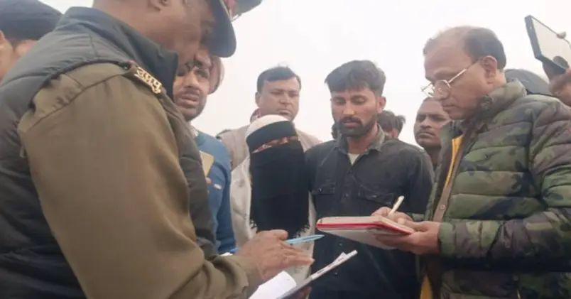 घटना के बाद जांच करती पुलिस