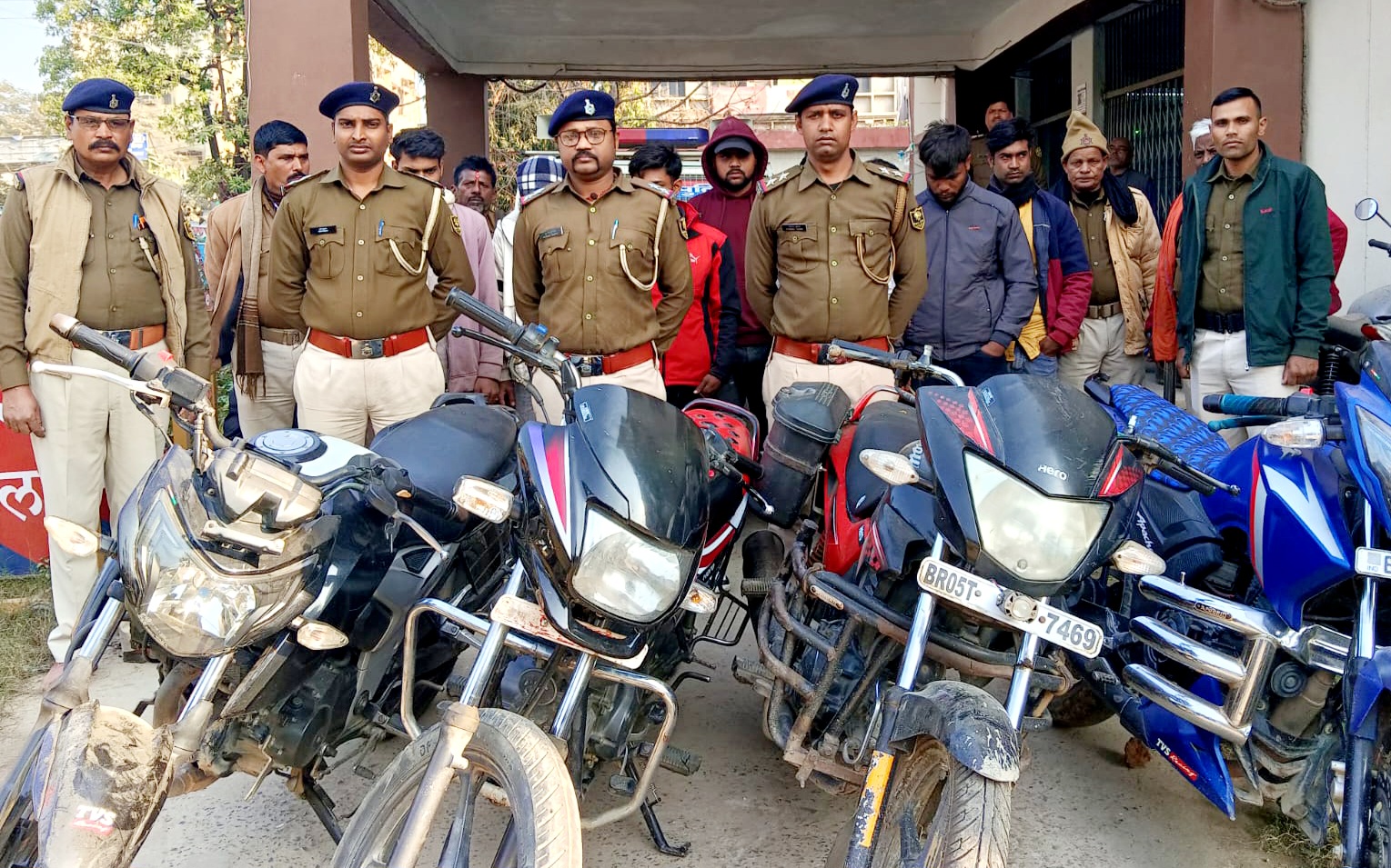 बरामद चोरी के बाइक