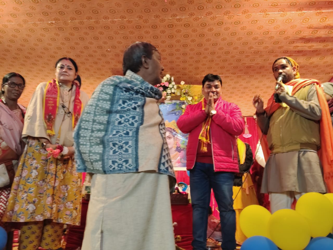 भागवत कथा पाठ में पहुंची अग्निमित्र पाल