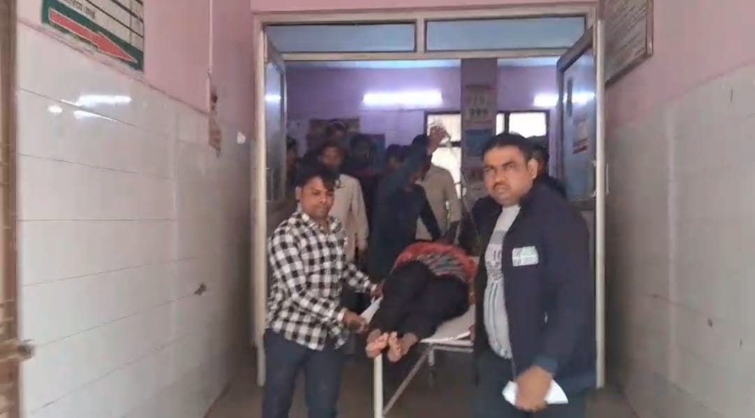 लोहिया अस्पताल में भर्ती लोहिया अस्पताल में भर्ती