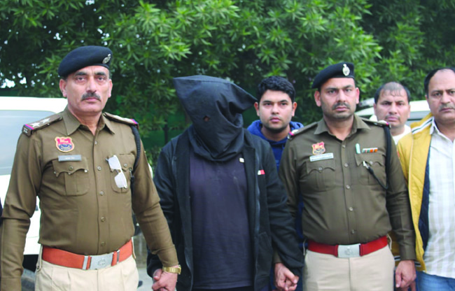 सोनीपत: किडनैप के बाद की हत्या के मामले में गिरफ्तार आरोपी सोनीपत: किडनैप के बाद की हत्या के मामले में गिरफ्तार आरोपी