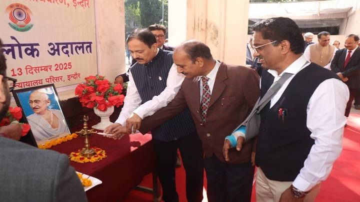 इंदौरः नेशनल लोक अदालत इंदौरः नेशनल लोक अदालत