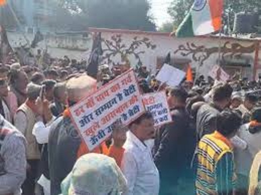 आईएएस संतोष वर्मा के खिलाफ सड़कों पर उतरा ब्राह्मण समाज
