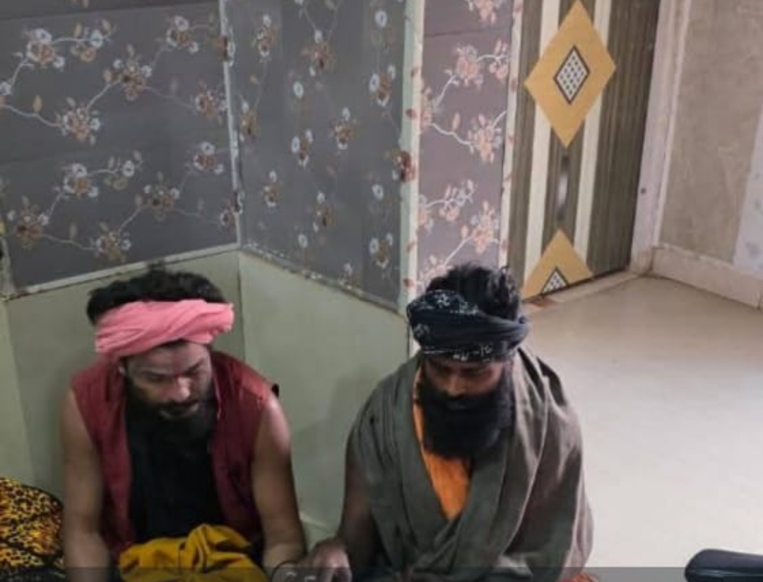गिरफ्तार साधु पुलिस अभिरक्षा में