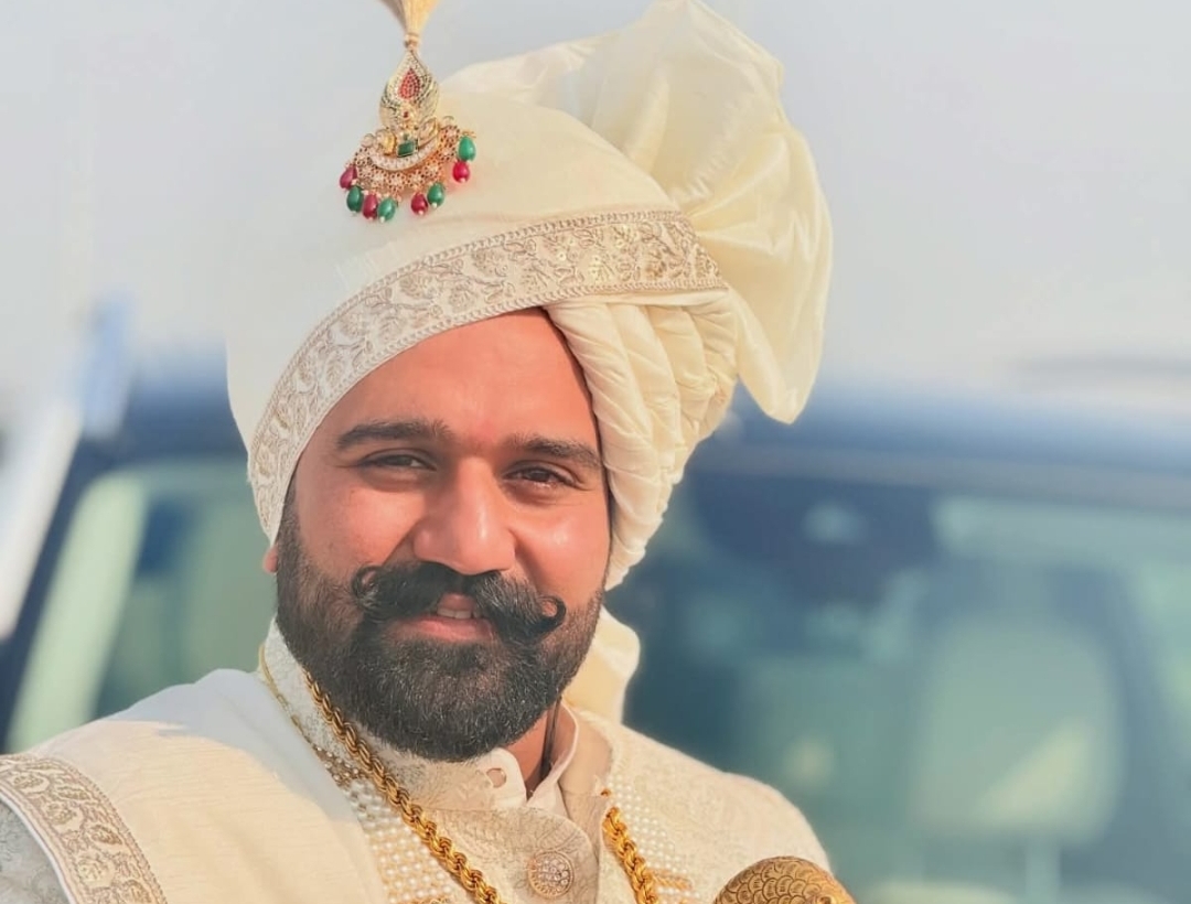 मृतक की तस्वीर। मृतक की तस्वीर।