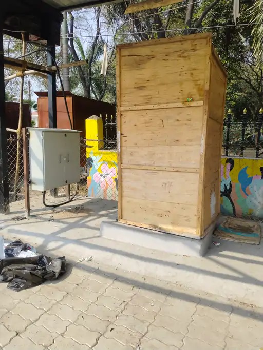 तैयार चार्जिंग स्टेशन का फोटो तैयार चार्जिंग स्टेशन का फोटो