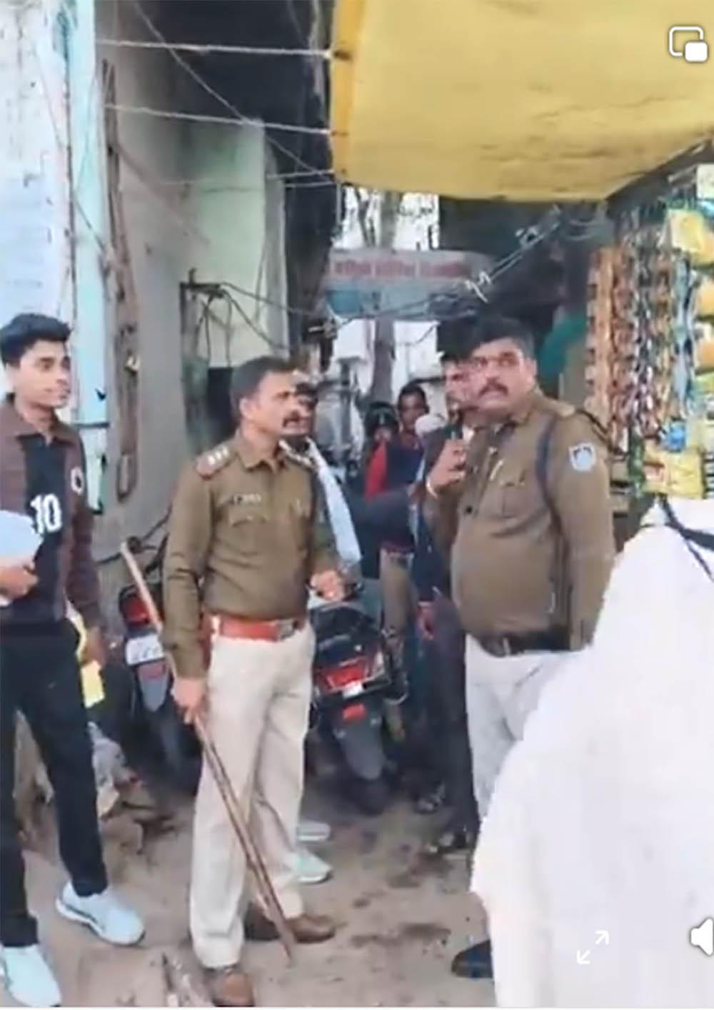 Seoni: Police launch a major crackdown on gambling and betting in the urban area, arresting 23 accused and continuing proceedings. Seoni: Police launch a major crackdown on gambling and betting in the urban area, arresting 23 accused and continuing proceedings.