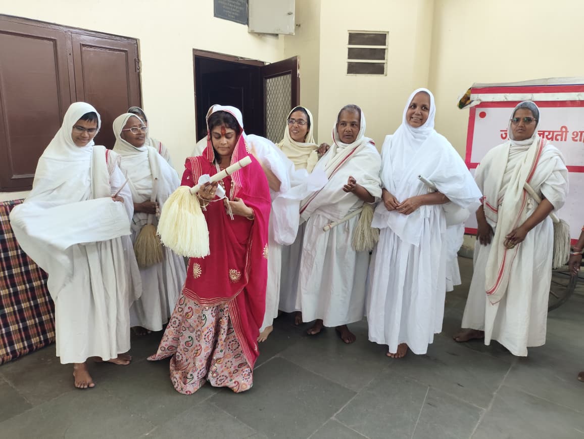 भिलाई निवासी चंदा बहन बनीं ‘चिंतन निधि जी महाराज साहब