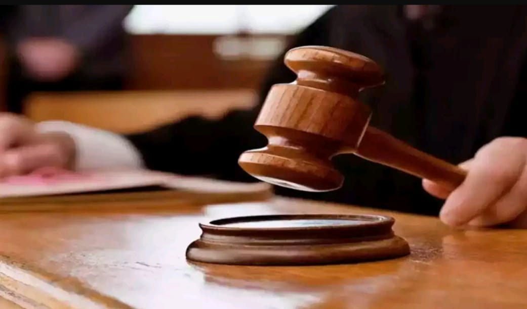 नाबालिग किशोरी से दुष्कर्म में दोषी को सात साल का कारावास नाबालिग किशोरी से दुष्कर्म में दोषी को सात साल का कारावास