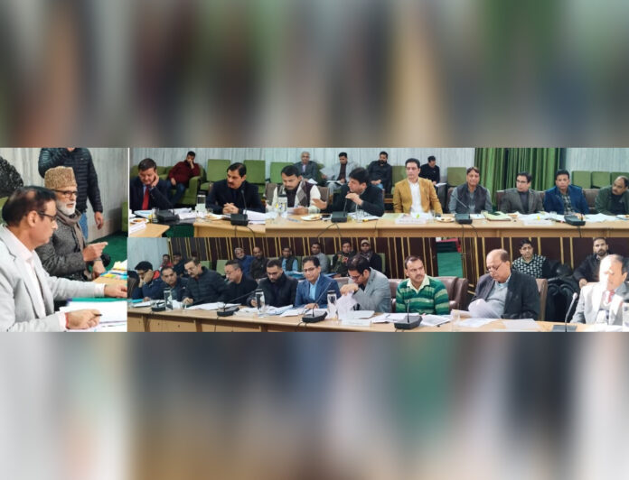 विधायक अली मोहम्मद सागर ने सार्वजनिक उपक्रमों पर समिति की बैठक की अध्यक्षता की