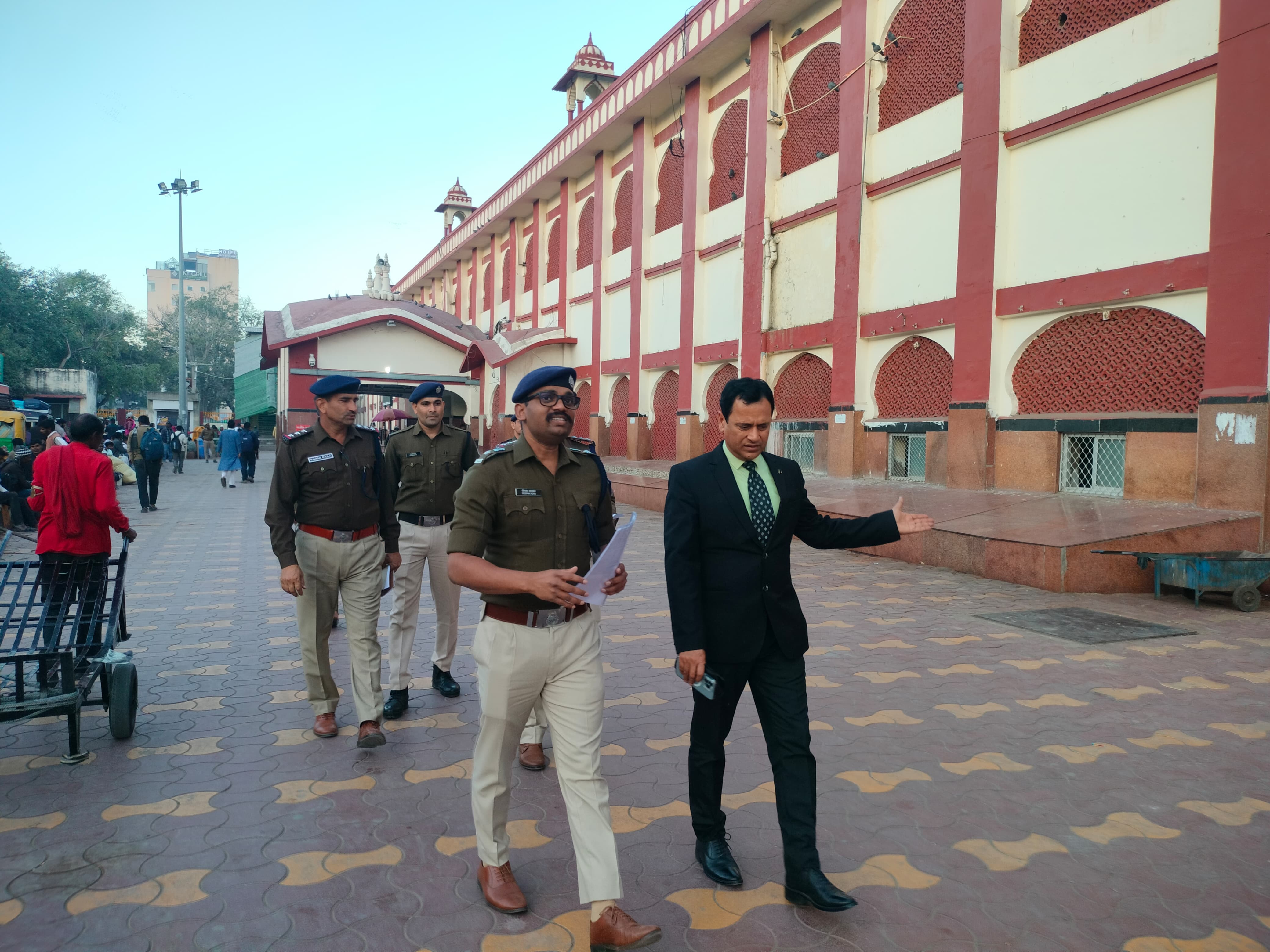 उर्स मेला सुरक्षा तैयारियों का आईजी आरपीएफ ने लिया जायजा उर्स मेला सुरक्षा तैयारियों का आईजी आरपीएफ ने लिया जायजा