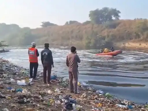 नहर में सर्च ऑपरेशन ।
