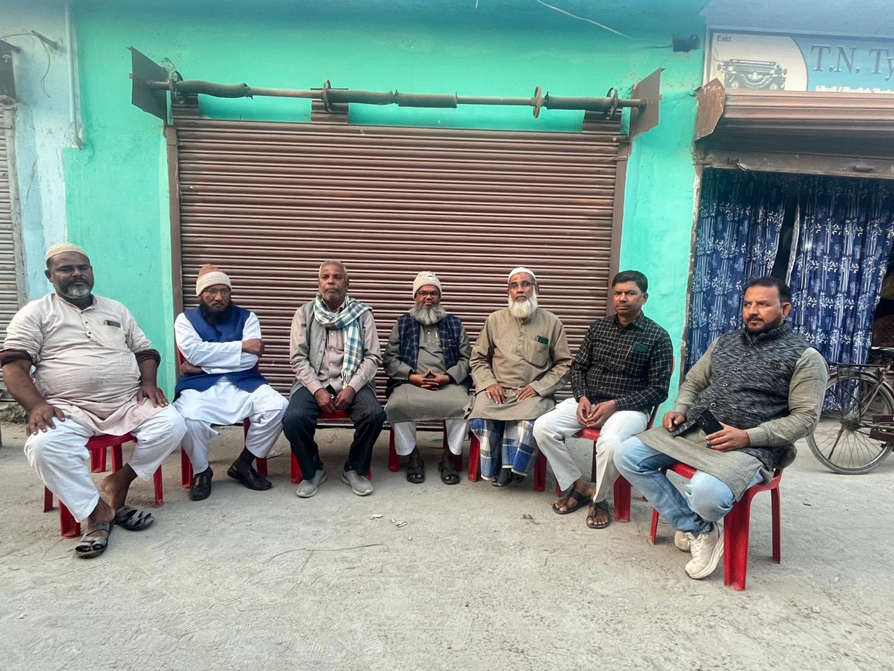 अररिया फोटो:मंच की बैठक