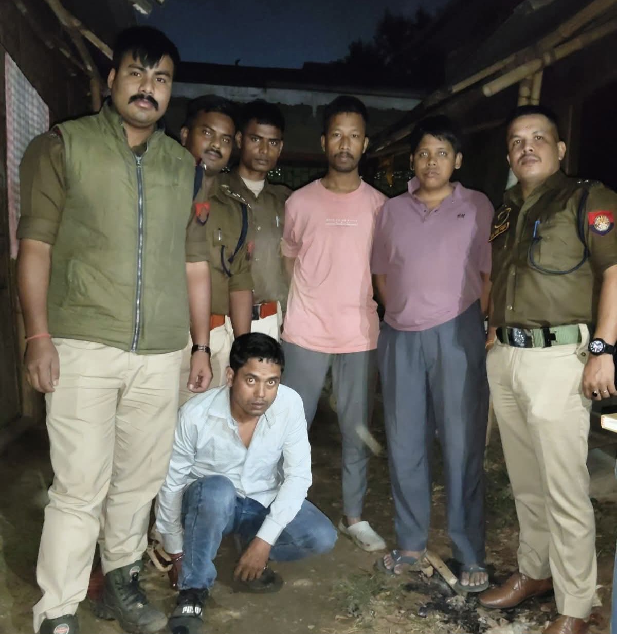 सात लाख रुपए समेत एक गिरफ्तार सात लाख रुपए समेत एक गिरफ्तार