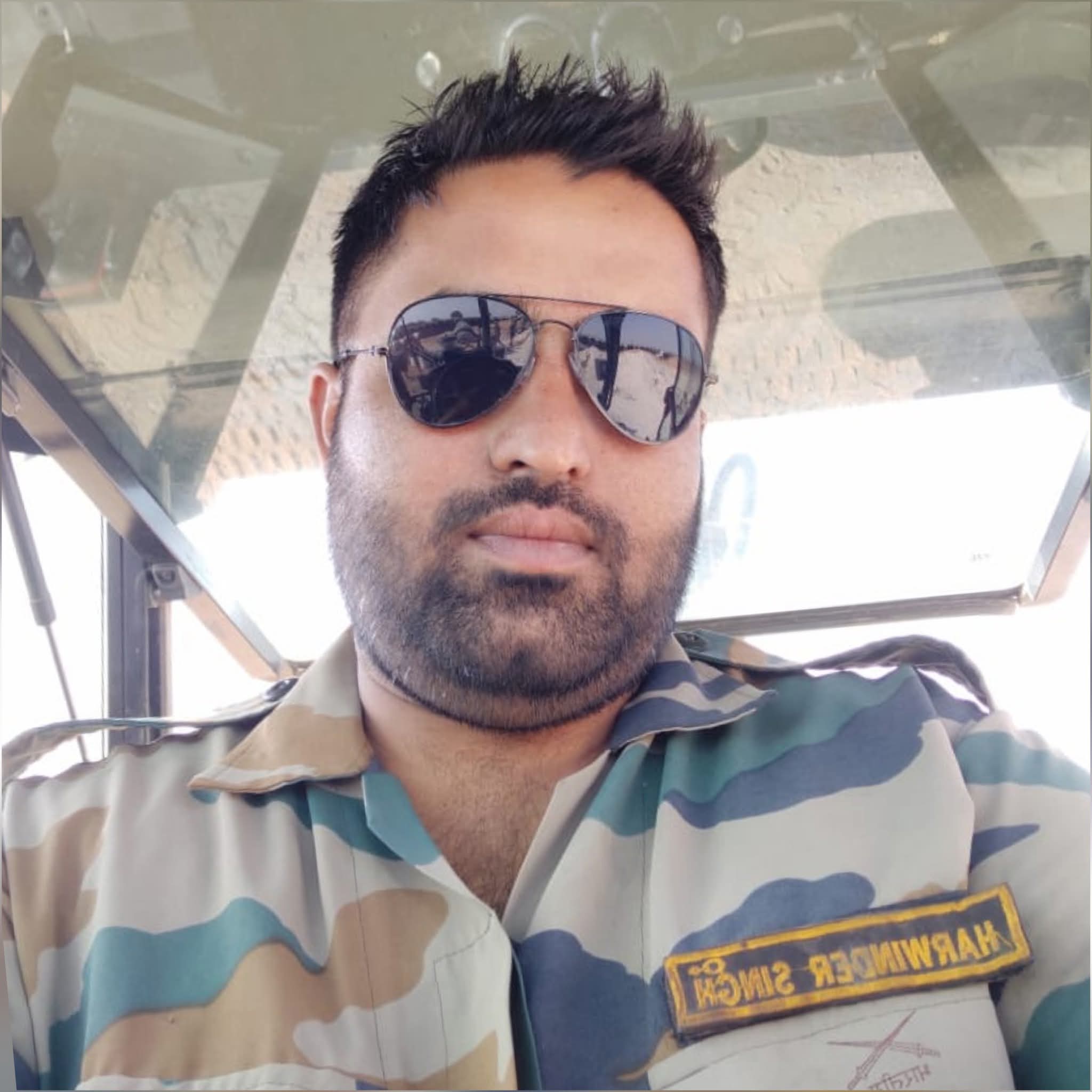 आर्मी जवान।