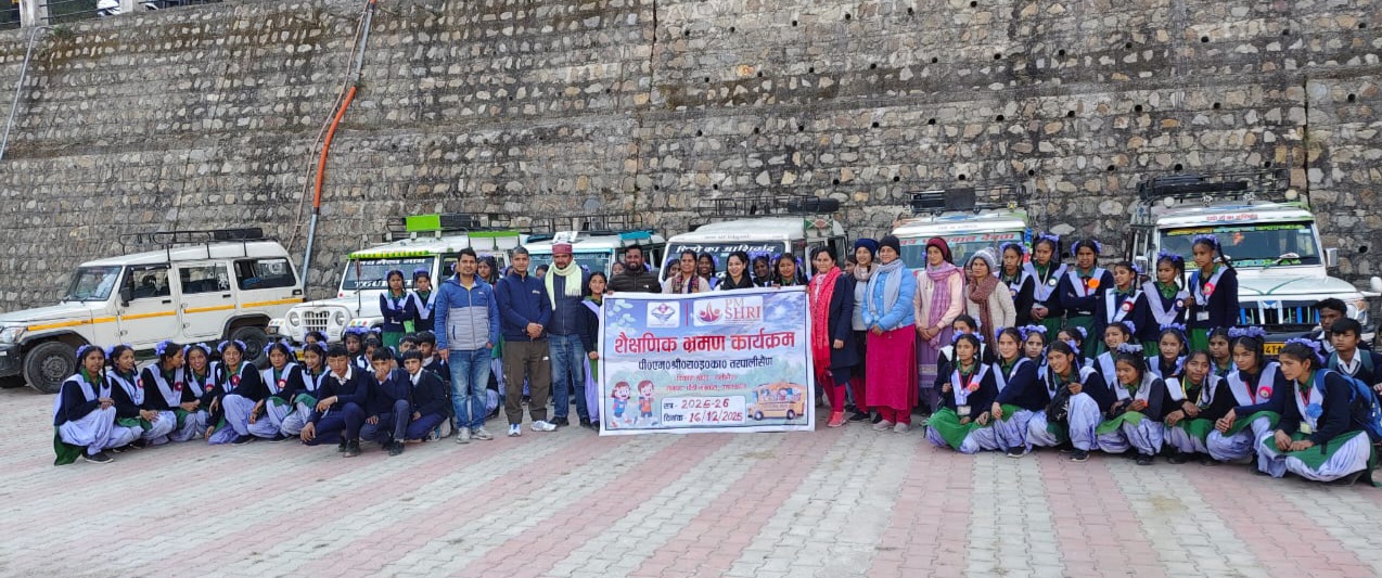 राजकीय व्यावसायिक महाविद्यालय बनास में आयोजित करियर काउंसलिंग में मौजूद छात्र-छात्राएं वन्य राजकीय व्यावसायिक महाविद्यालय बनास में आयोजित करियर काउंसलिंग में मौजूद छात्र-छात्राएं वन्य