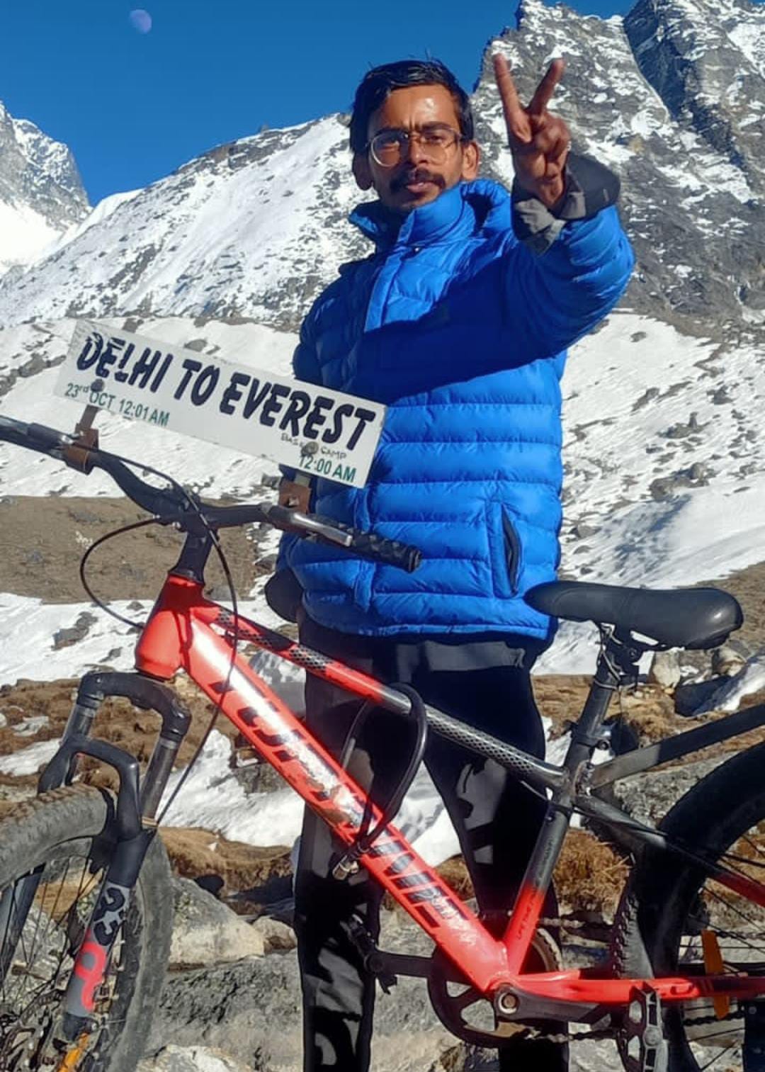 एवरेस्ट पर रितेश एवरेस्ट पर रितेश