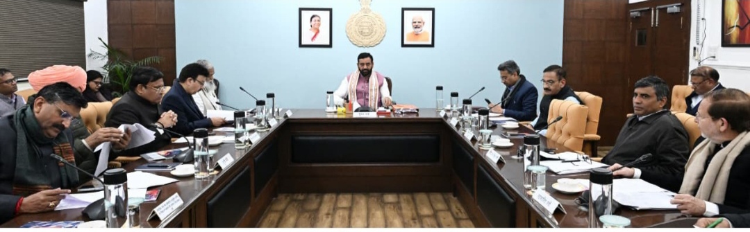 हरियाणा के मुख्यमंत्री नायब सैनी बैठक की अध्यक्षता करते हुए हरियाणा के मुख्यमंत्री नायब सैनी बैठक की अध्यक्षता करते हुए