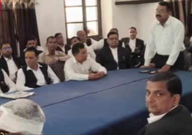 अधिवक्ता बैठक अधिवक्ता बैठक