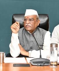 राज्यपाल एवं कुलाधिपति हरिभाऊ बागडे